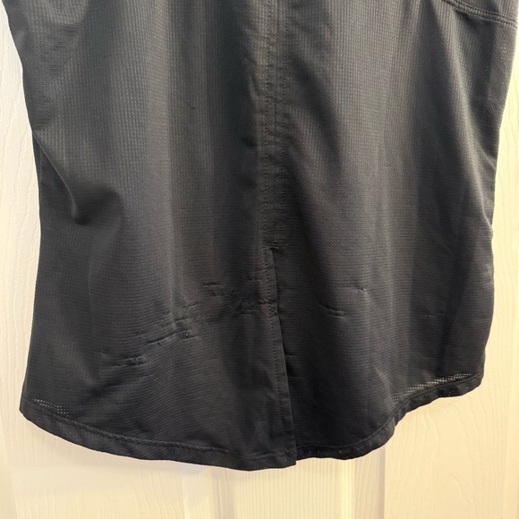 GUC Under Armour Speed Stride Run Top - Picture 4 of 7